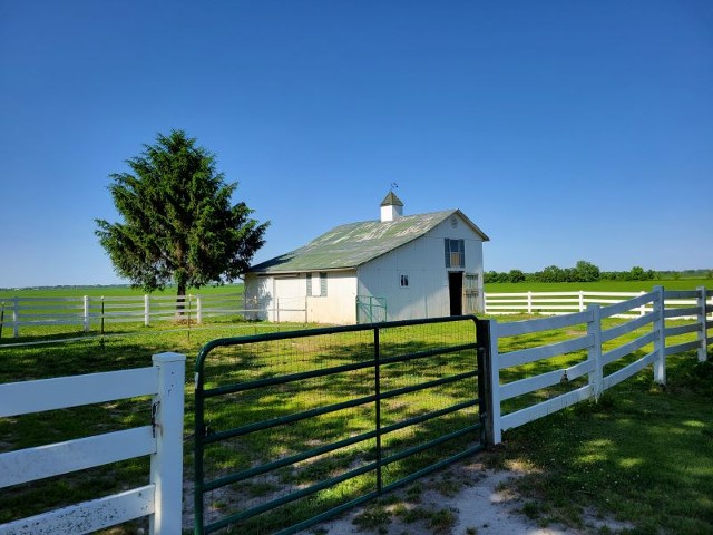 Barn